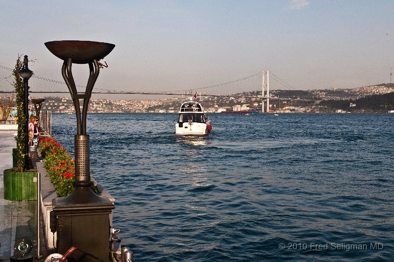 20100401_165110 D300.jpg - View of Bosphorus and Asian side of Istanbul